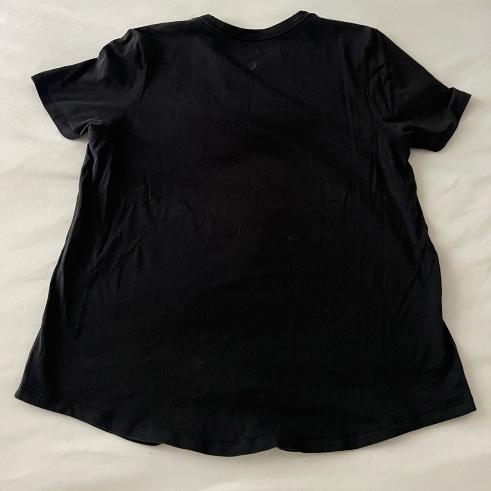 Love Curve-Hem Crewneck T-Shirt Lululemon